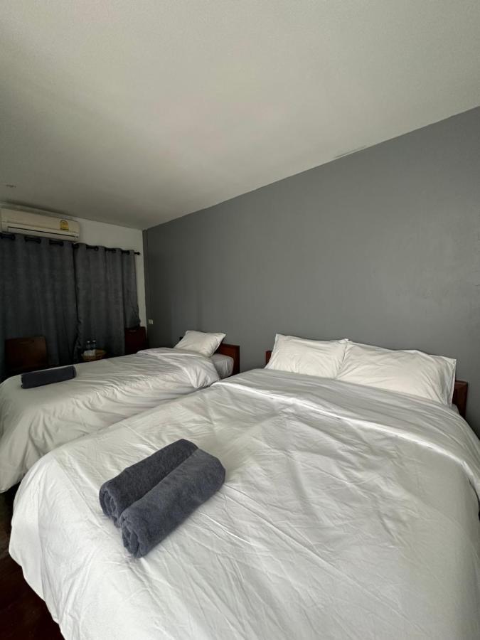 Thadan Guest House 반 후안사이 외부 사진